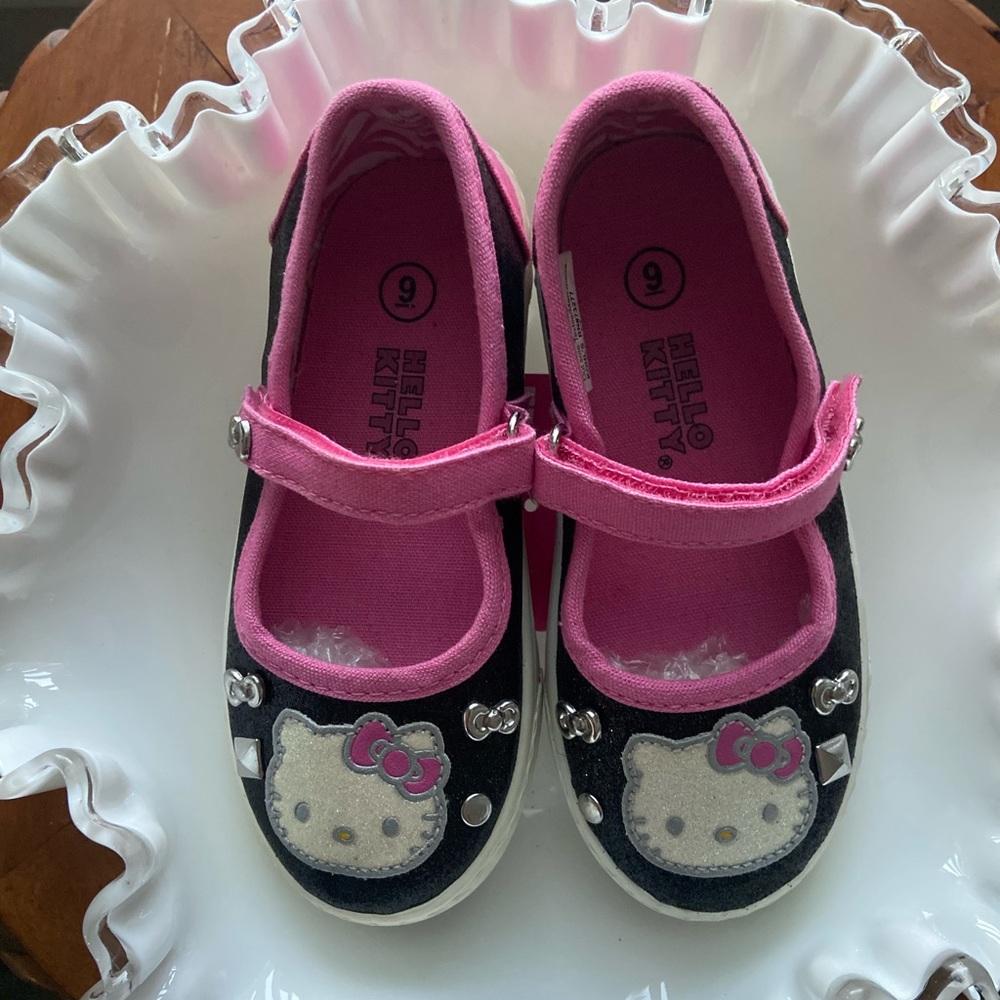 Hello Kitty Pink and Black Dress Shoes with Mary Jane Style Brand New with tags